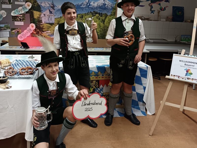 8d996d3a-fe79-4325-82c7-cecd61014bd8